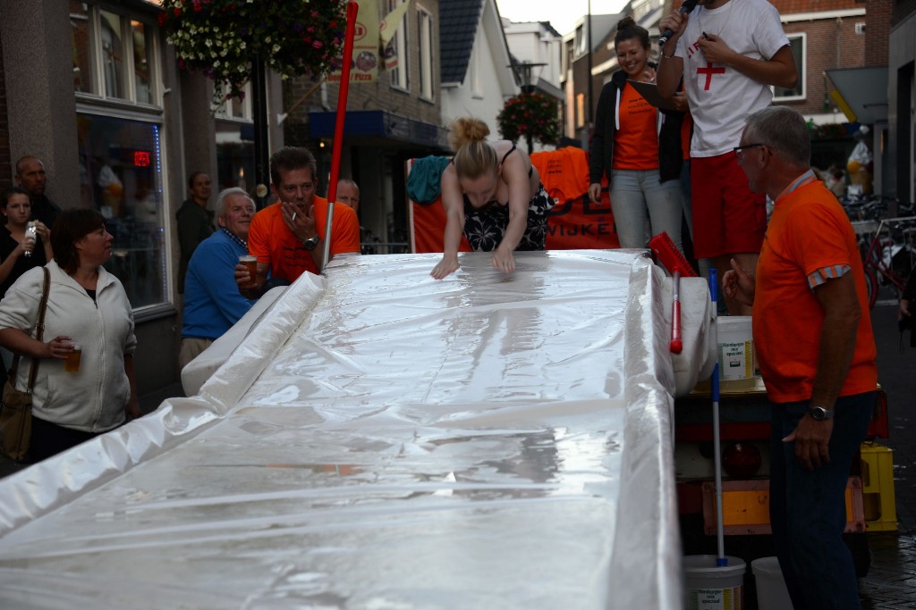 ../Images/Donderdag kermis 432.jpg